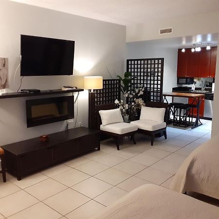 Riverview, Studio 507, Beach Steps Away!+Pool+Wifi Ruskin Bagian luar foto