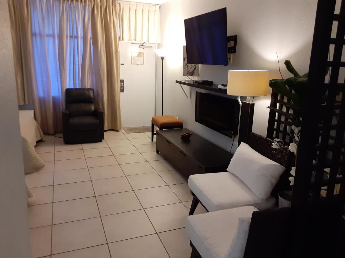 Riverview, Studio 507, Beach Steps Away!+Pool+Wifi Ruskin Bagian luar foto